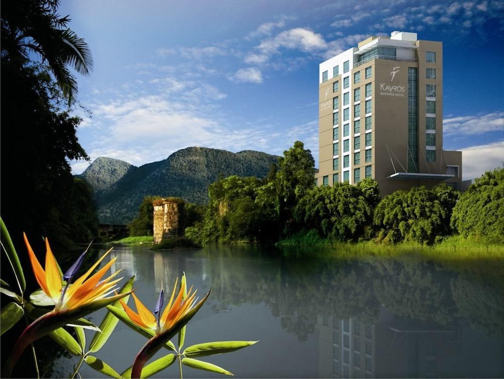 Kayrós Business Hotel Jaraguá do Sul Exterior foto